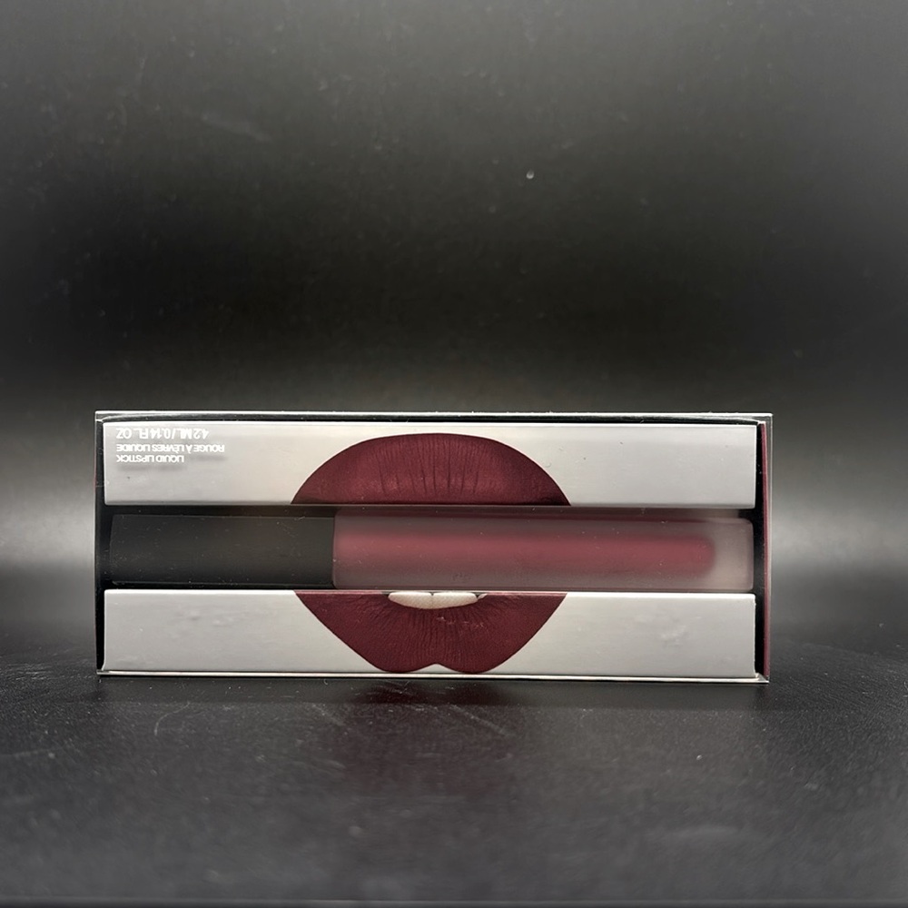 HUDA Beauty Liquid Matte Lipstick Shade Trophy Wife NIB
